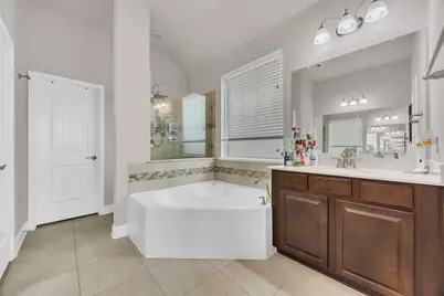 24119 Kingdom Isle Lane, Katy, TX 77493 - Photo 25