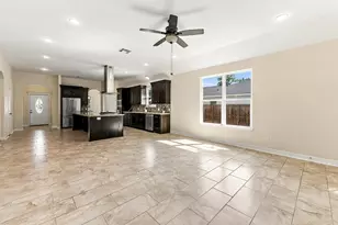 3676 Pin Oak Dr, Conroe, TX 77301 - Photo 9