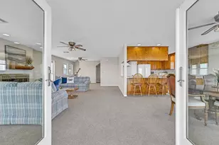 243 Isles End Rd, Tiki Island, TX 77554 - Photo 5
