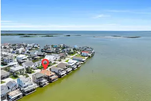 243 Isles End Rd, Tiki Island, TX 77554 - Photo 35