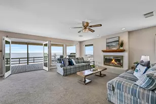243 Isles End Rd, Tiki Island, TX 77554 - Photo 9