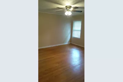 8106 Lorrie Extension, Houston, TX 77025 - Photo 3
