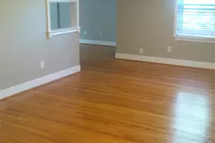 8106 Lorrie Ext, Houston, TX 77025 - Photo 9