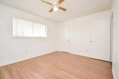 4906 E Orem Drive, Houston, TX 77048 - Photo 9
