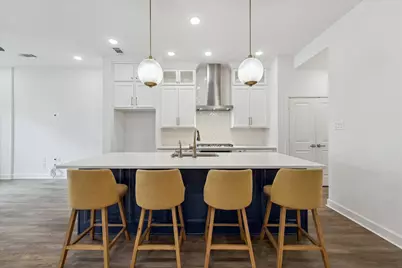 2714 Strathwood Lane, Houston, TX 77082 - Photo 7