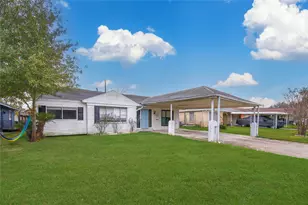 8718 Pattibob St, Houston, TX 77029 - Photo 3