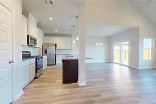 12128 Alydar Dr, Willis, TX 77318 - Photo 5