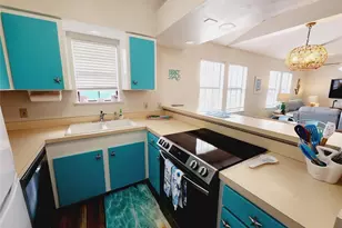 16606 John Davis Rd, Jamaica Beach, TX 77554 - Photo 11