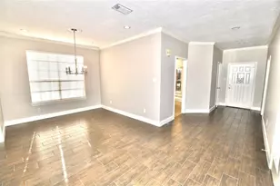 4602 Natural Bridge Dr, Houston, TX 77345 - Photo 9