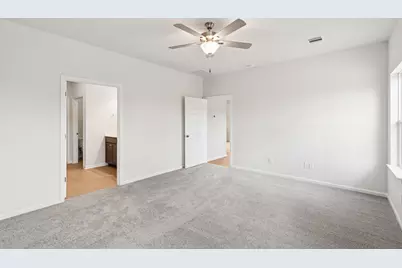 649 Woodhaven Lakes Drive, La Marque, TX 77568 - Photo 13