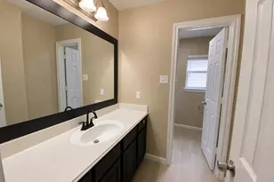 215 Doncaster St, Conroe, TX 77303 - Photo 33