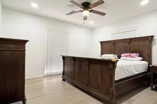 8210 Buffalo Speedway, Houston, TX 77025 - Photo 9