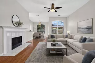 15627 Rosewood Hill Ct, Sugar Land, TX 77498 - Photo 9