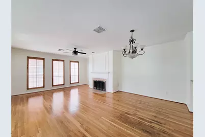 34 Waugh #B, Houston, TX 77007 - Photo 15