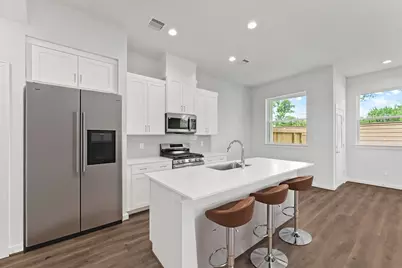 2106 Dewalt Street #A, Houston, TX 77088 - Photo 3