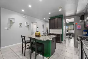 715 Harvest Bluff Dr, Rosharon, TX 77583 - Photo 9