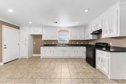 8221 Brockton Street #B, Houston, TX 77017 - Photo 11