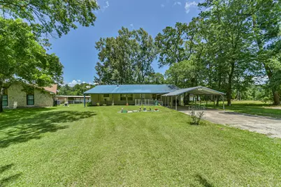 1440 Lakeside Drive, Huntsville, TX 77320 - Photo 23