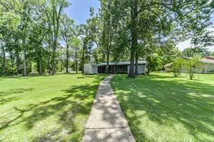 1440 Lakeside Dr, Huntsville, TX 77320 - Photo 11