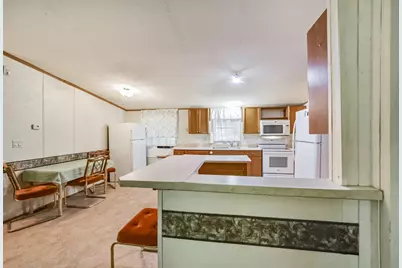 1440 Lakeside Drive, Huntsville, TX 77320 - Photo 37