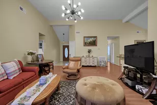 19718 Brentonridge Ln, Spring, TX 77379 - Photo 9