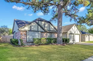 19718 Brentonridge Ln, Spring, TX 77379 - Photo 3