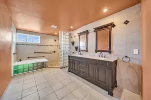 8210 Bo Jack Dr, Houston, TX 77040 - Photo 25