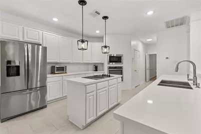 8410 Castle Pond Court, Houston, TX 77095 - Photo 17