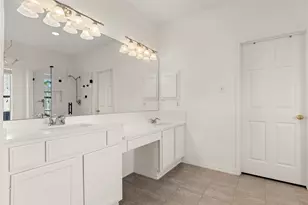8410 Castle Pond Ct, Houston, TX 77095 - Photo 23