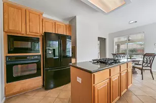 2872 Everett Dr, Friendswood, TX 77546 - Photo 11
