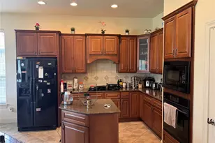 3606 Quiet Meadow Ct E, Manvel, TX 77578 - Photo 11