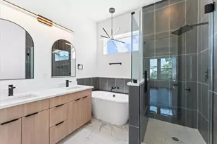 3209 Baer St, Houston, TX 77020 - Photo 19