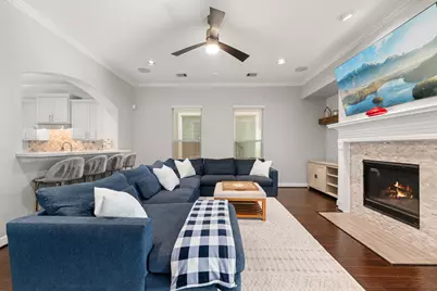 2833 Shadow Woods Court, Houston, TX 77043 - Photo 5