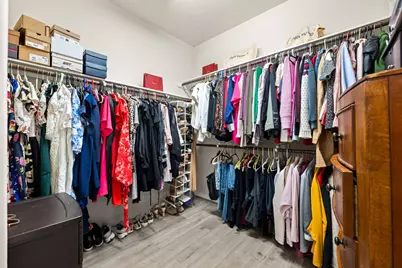 2833 Shadow Woods Court, Houston, TX 77043 - Photo 23