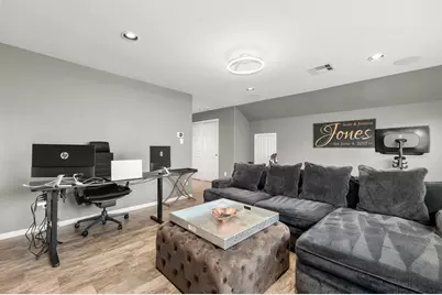 2833 Shadow Woods Court, Houston, TX 77043 - Photo 29