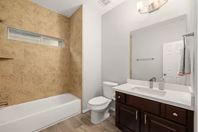 2833 Shadow Woods Court, Houston, TX 77043 - Photo 27