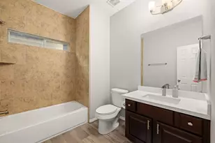 2833 Shadow Woods Ct, Houston, TX 77043 - Photo 27