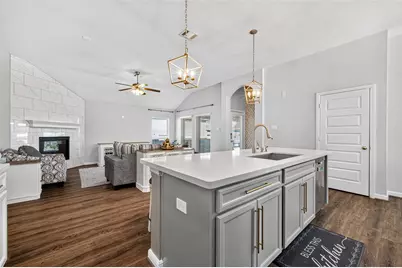 4822 La Piedra, League City, TX 77573 - Photo 11