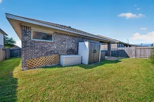 4822 La Piedra, League City, TX 77573 - Photo 23