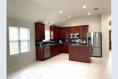 24922 Oconee Court, Tomball, TX 77375 - Photo 9