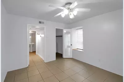 5929 Queensloch Drive #234, Houston, TX 77096 - Photo 7