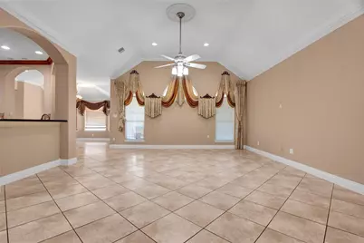 11207 Indian Trails Drive, Tomball, TX 77375 - Photo 3