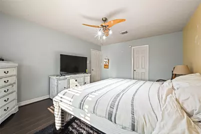 5907 S Brenwood Drive, Katy, TX 77449 - Photo 13
