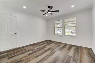 6027 Kenilwood Dr, Houston, TX 77033 - Photo 21