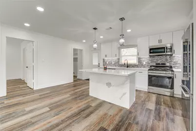 6027 Kenilwood Drive, Houston, TX 77033 - Photo 17