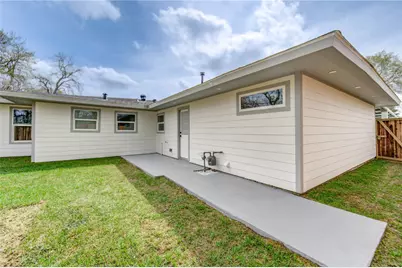 6027 Kenilwood Drive, Houston, TX 77033 - Photo 41