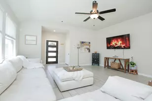 320 Rise Ln, Montgomery, TX 77316 - Photo 11