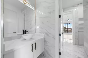 5513 Pagewood Ln, Houston, TX 77056 - Photo 35