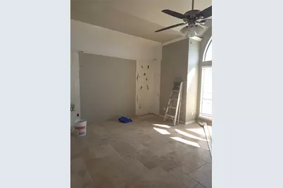 129 Quayside Drive, Tiki Island, TX 77554 - Photo 7
