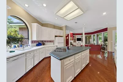 24602 W Kingscrest Circle, Spring, TX 77389 - Photo 13